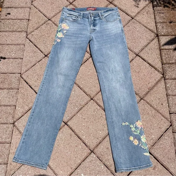 Lucky Brand Legend Sweet Mid Rise Straight Jeans- Host Pick! - Picture 10 of 11